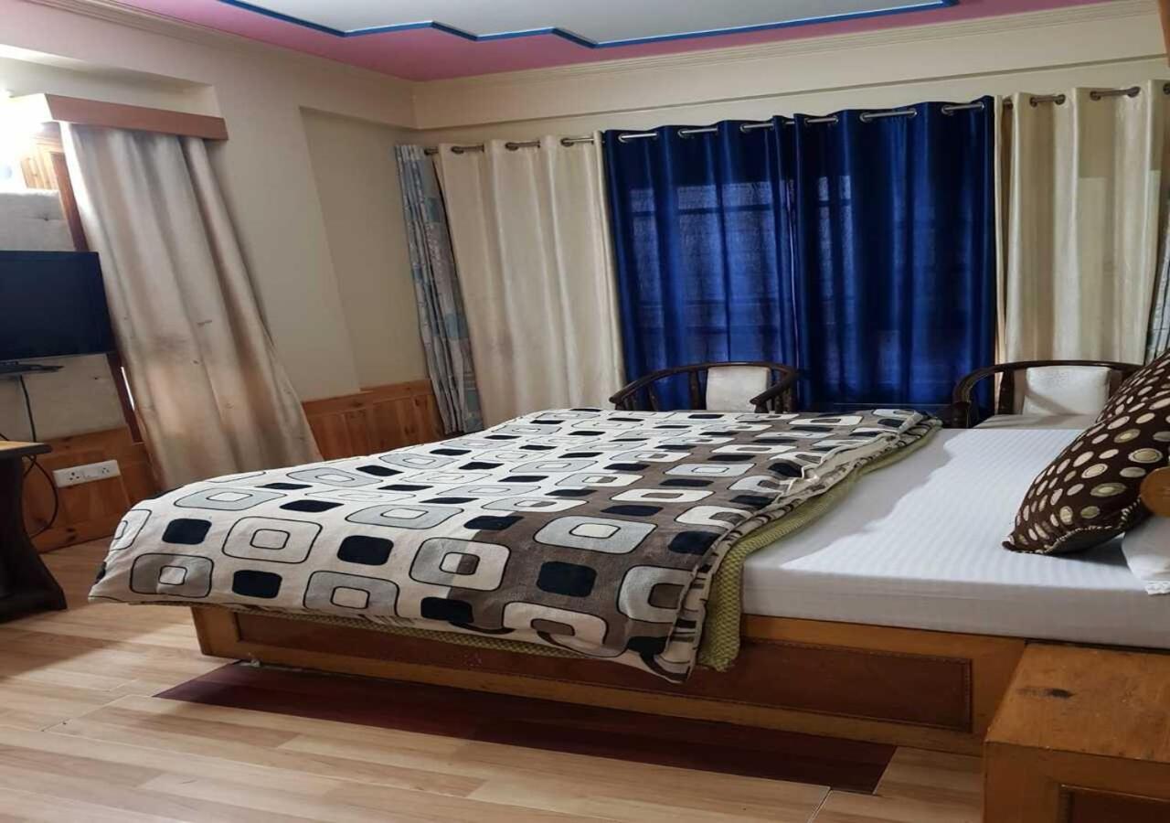 Hotel Apple Regency Shimla Zewnętrze zdjęcie