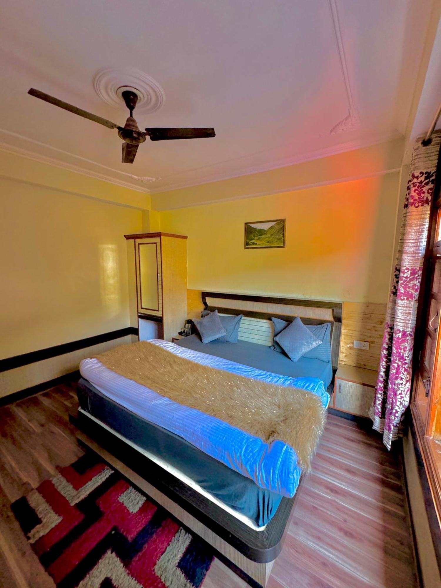 Hotel Apple Regency Shimla Zewnętrze zdjęcie