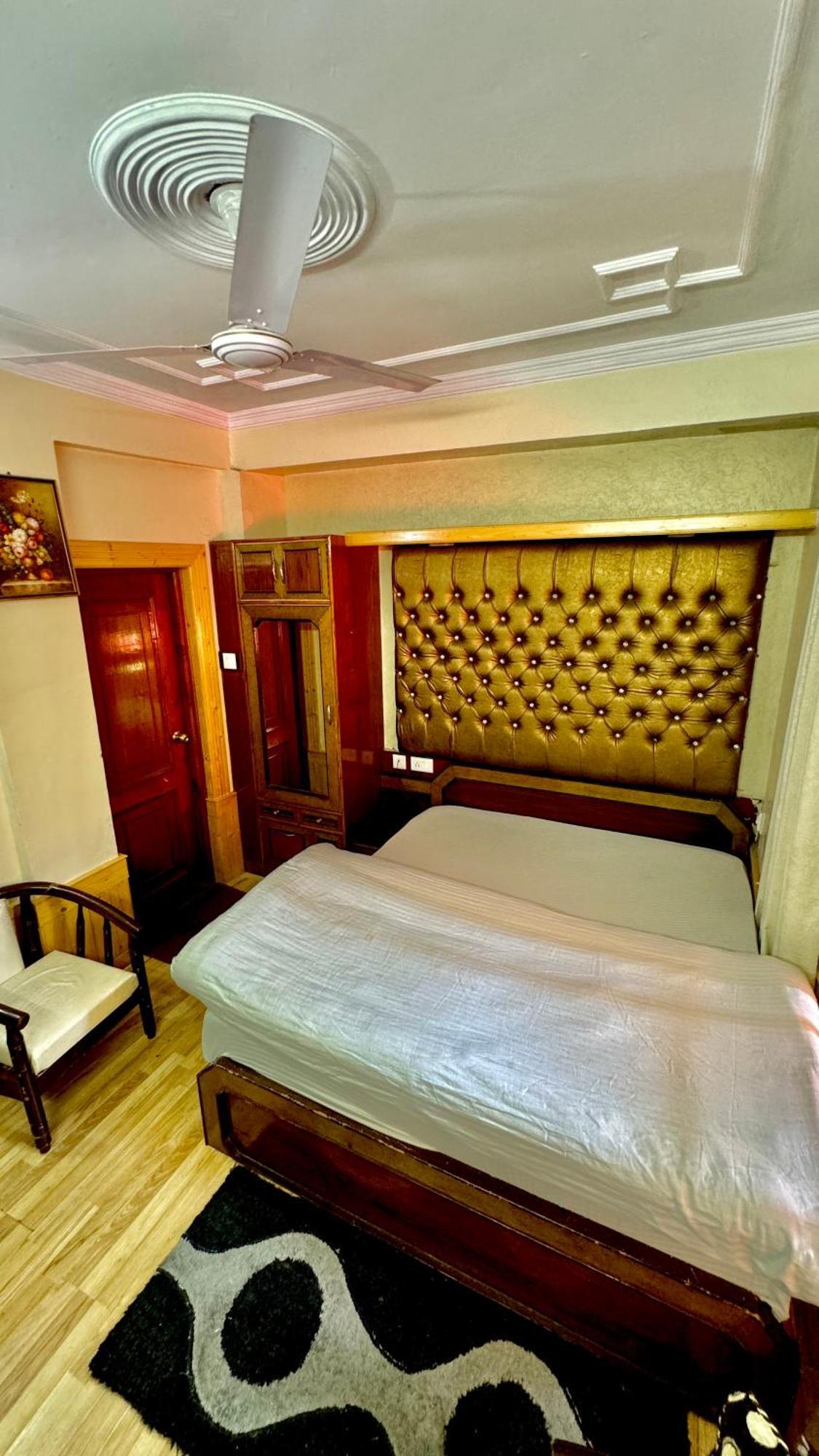 Hotel Apple Regency Shimla Zewnętrze zdjęcie
