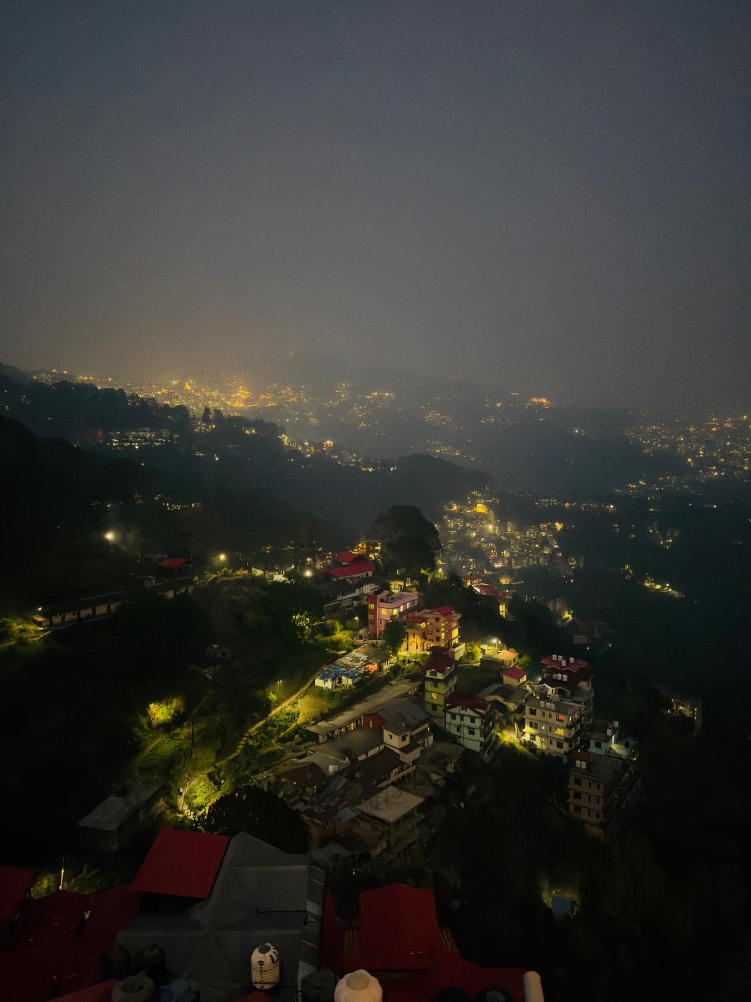 Hotel Apple Regency Shimla Zewnętrze zdjęcie