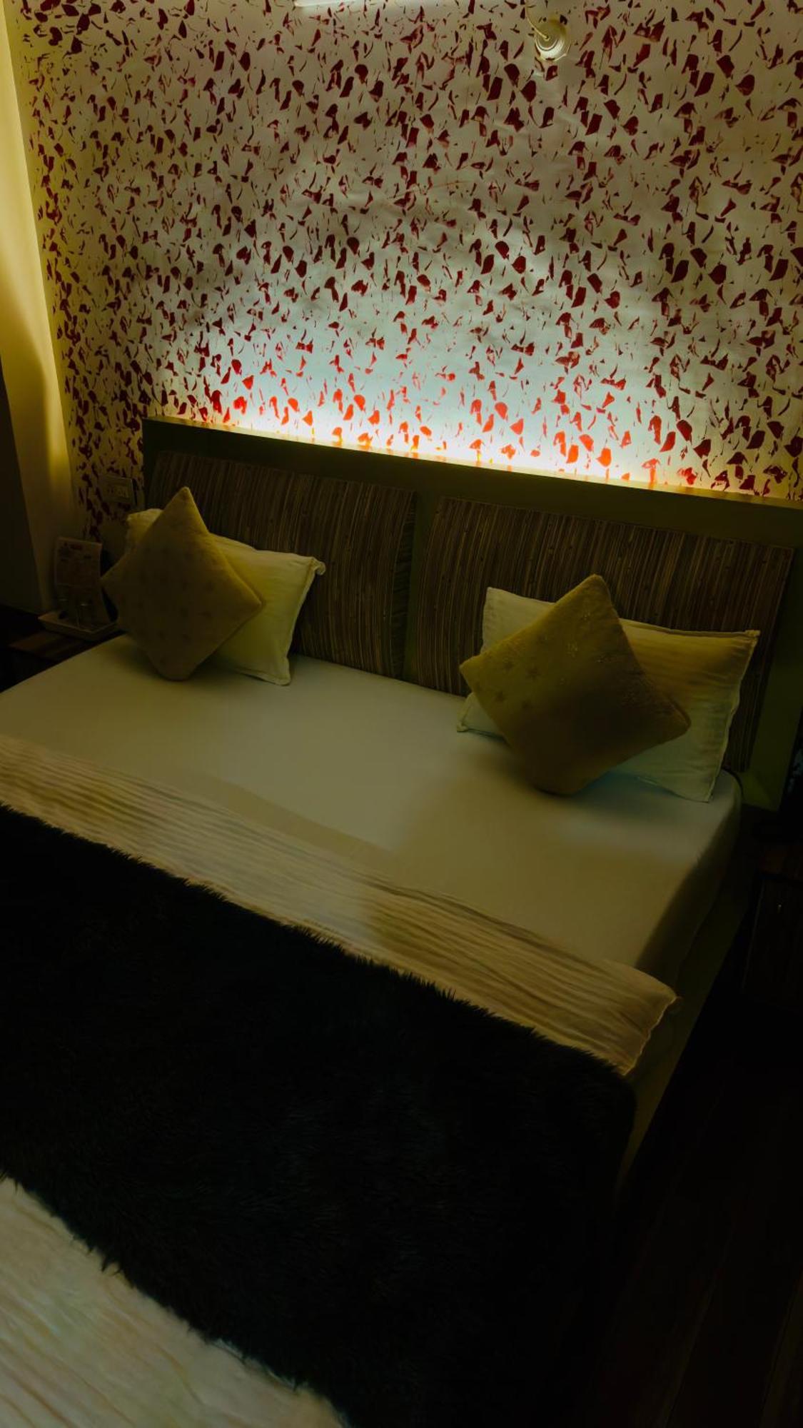 Hotel Apple Regency Shimla Zewnętrze zdjęcie